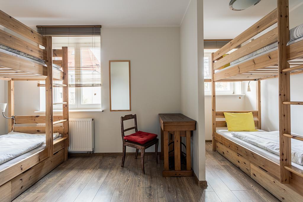 Hostel Wolna Chata Гданьск Экстерьер фото